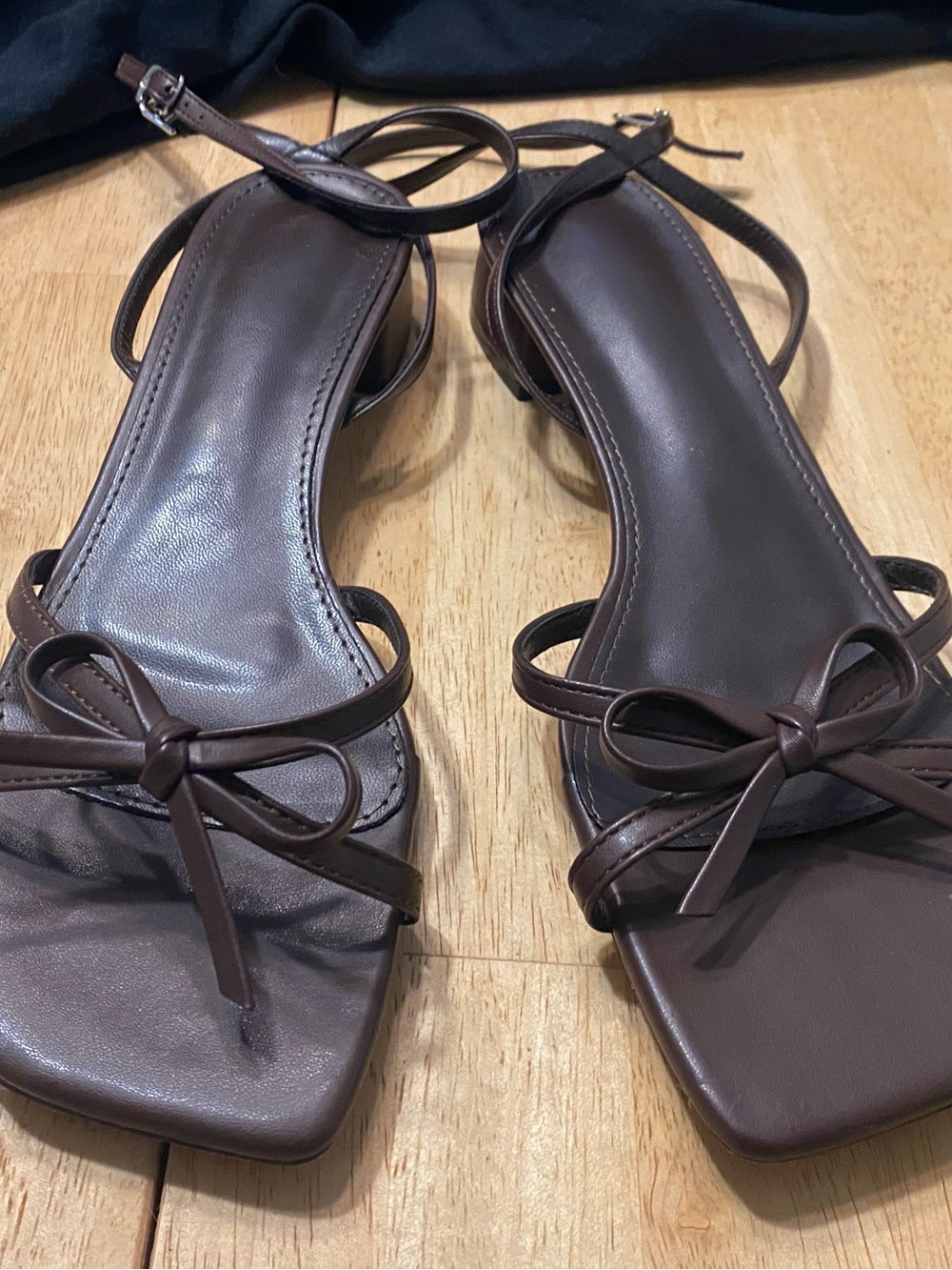 SHEIN Dark Brown Bow Strappy Sandals